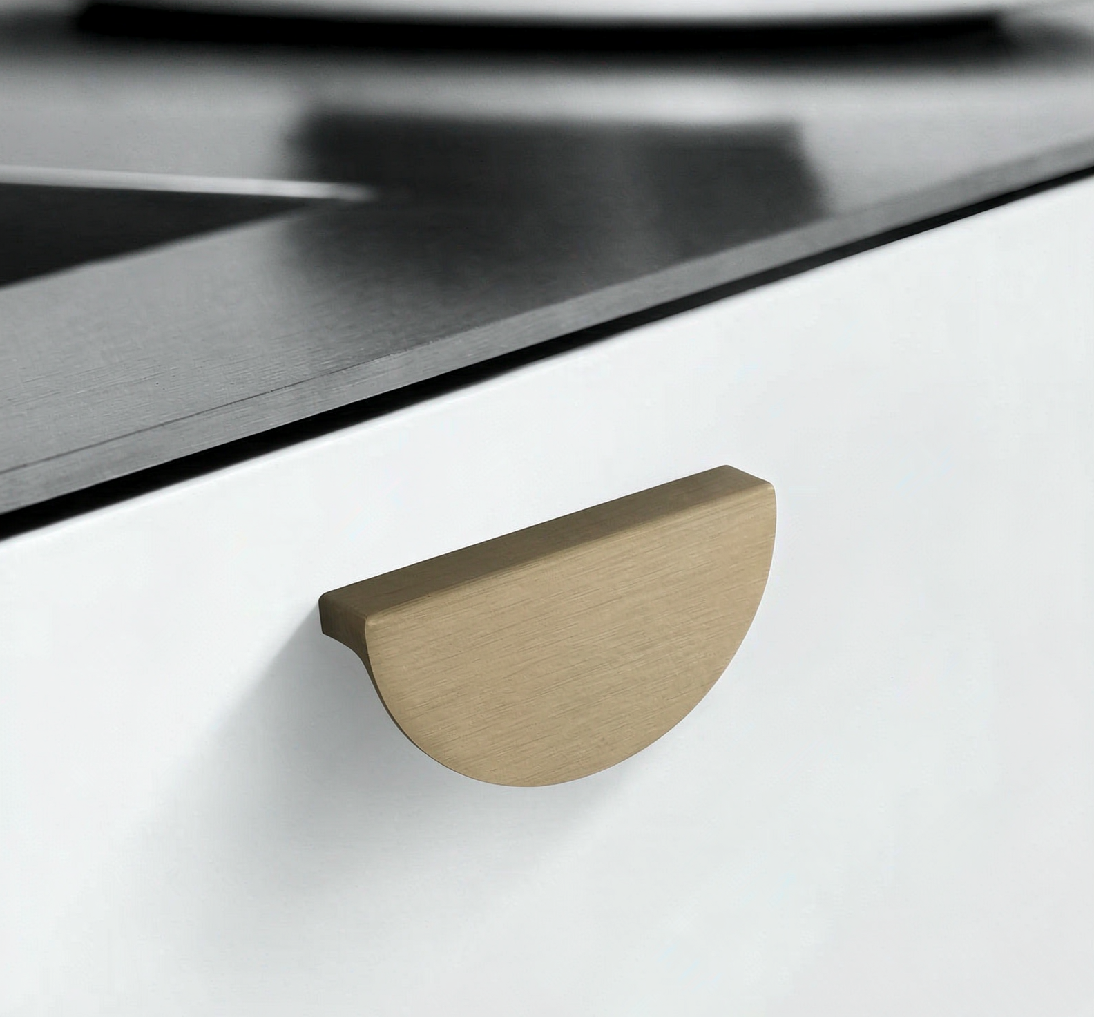 Low cost Aluminium Drawer Handles Design Pull Bathroom Vanity Hardware - scene view